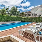 Cerova I Apartment Porec